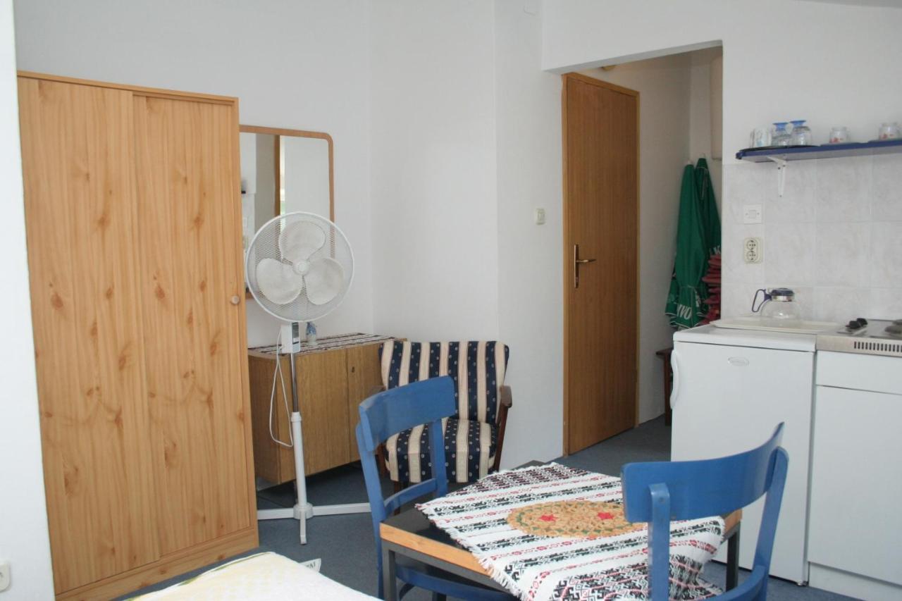 Apartments By The Sea Trpanj, Peljesac - 257 Екстер'єр фото